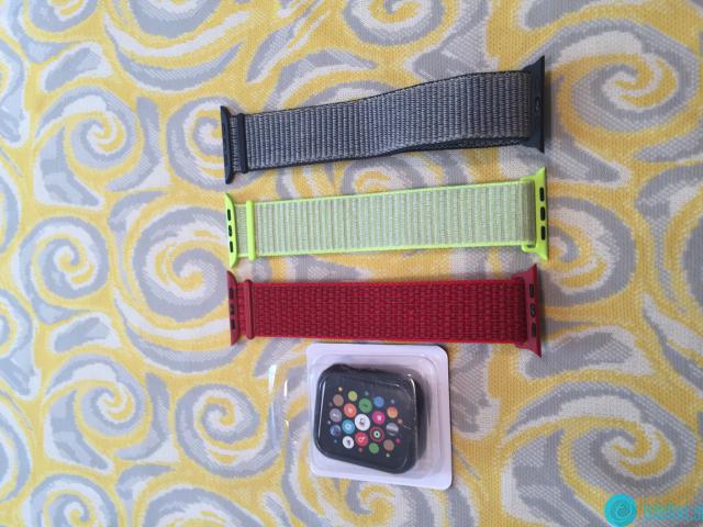 Prodam Apple Watch 4 44mm -- kot nova -- možne menjave