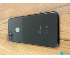 Iphone 8 64GB - NOVO STEKLO