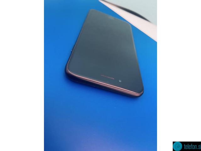 Prodam iPhone 7 32GB Black