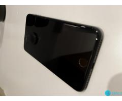 Prodam Iphone 8 plus (256 GB)